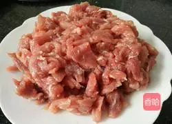 Illustration of making homemade meat floss 1