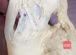 Illustration of how to make purple potato hand-shredded bread 7