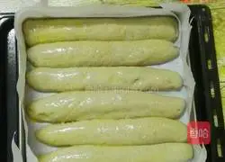 Illustration of how to make strawberry filling and sesame bread 13