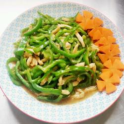 Stir-fried shredded pork with green pepper