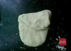 Coconut Milk Fragrant Leaf Bread Recipe Illustration 6