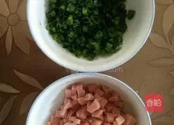 Illustration of how to make meat floss rolls 5