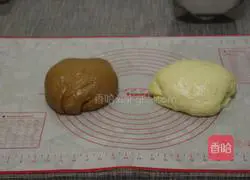 Illustration of how to make two-color toast bread 6