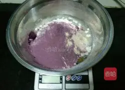 Purple sweet potato and coconut bread (ordinary flour version) Illustration of how to do it 1