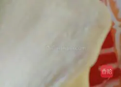 Illustration of how to make three-color bread rolls 2