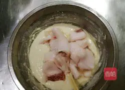 Illustration of how to make breaded meat 2