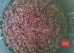 Illustration of how to make purple rice stuffed bread 3