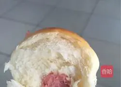 Illustration of how to make hot dog buns 11