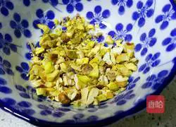 Cocoa-filled nut bread recipe 5