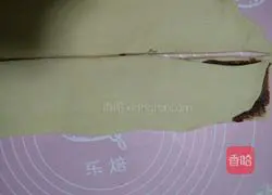 Illustration of making bean paste thousand-layer toast bread 5