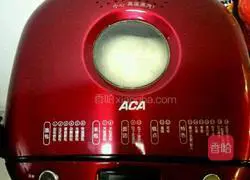 Nuts Illustration of how to make bread 4