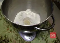 Honey Bun Recipe Illustration 2