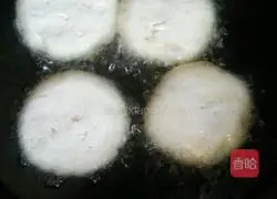 Illustration of how to make fried cake 7