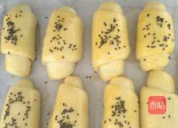 Illustration of how to make butter bean paste buns 13