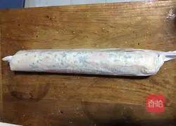 Illustration of how to make meat floss rolls 15