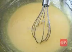 Illustration of how to make baby rice noodle latte art chiffon (8 inches) 7