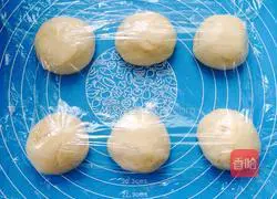 Illustration of how to make bean paste bagels 5