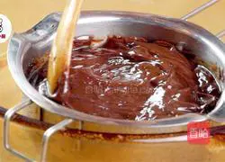 No-bake strawberry chocolate tart Practice illustration 3