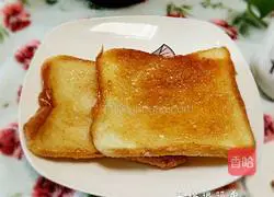 Illustration of how to make caramel bread slices 9