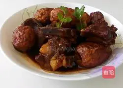 Illustration of how to make sweet and sour pork ribs with tiger preserved eggs 15