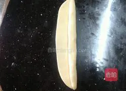 Caterpillar Bread Recipe Illustration 5