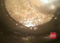 Illustration of how to make hollow glass balls 12