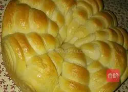 Illustration of How to Make Good Luck Rolling Bread 12 