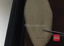 Illustration of how to make leaf bean paste bread 13