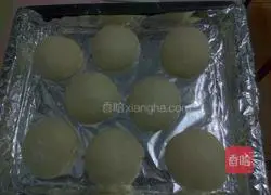 Illustration of how to make blessed buns 9