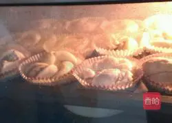 Illustration of making fancy bean paste bread 7