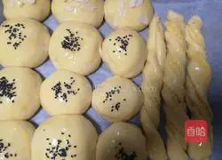 Coconut stuffed bread (Coconut Bread) Recipe 9