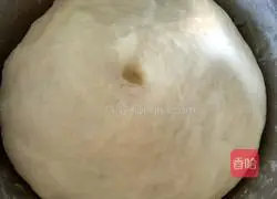 Illustration of how to make croissants 8