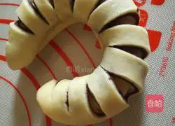 Illustration of how to make bean paste bagels 11