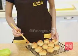 Honey Coconut Bread Recipe Illustration 12