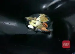 Illustration of how to make soy pig trotters 4