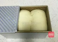 Illustration of how to make lychee toast bread 13