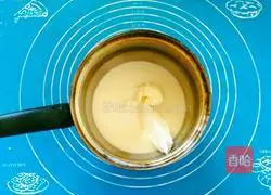 Illustration of how to make garland cheese bread (soup) 4