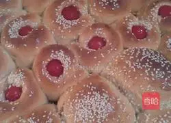 Illustration of making homemade buns 13