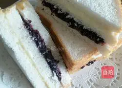 Illustration of how to make purple rice bread 8