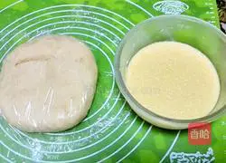Illustration of how to make toast bread with coconut filling 10