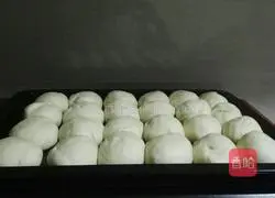 Illustration of how to make soft buns 7