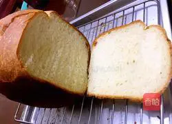 Illustration of how to make sweet bread (bread machine version) 10
