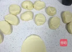 How to make hot dog buns Illustration 3