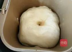 Milk-flavored soft bread recipe 4