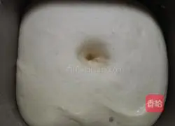 Illustration of how to make bread donuts 3