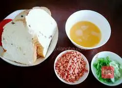 five-flower toast Illustration of how to do it 1