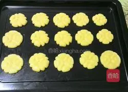 Illustration of how to make colorful cookies 12