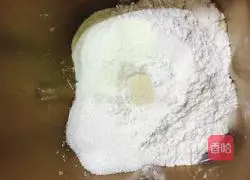 Illustration of how to make hedgehog buns 2