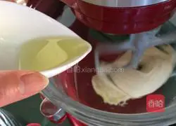 Soy Milk and Bean Paste Bread Recipe Illustration 3