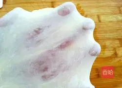 Double-color spit Illustration of the company’s approach 4